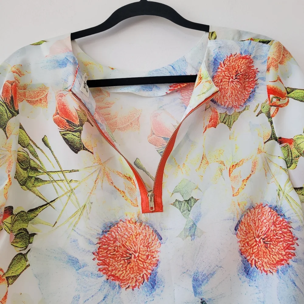 MOLLY BRACKEN WOMEN'S SHORT SLEEVE FLORAL ROOMY TUNIC - Picture 7 of 8